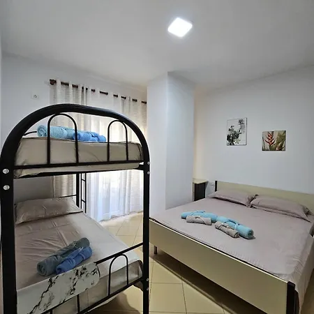 Adris Nest - Cozy 公寓 Shëngjin
